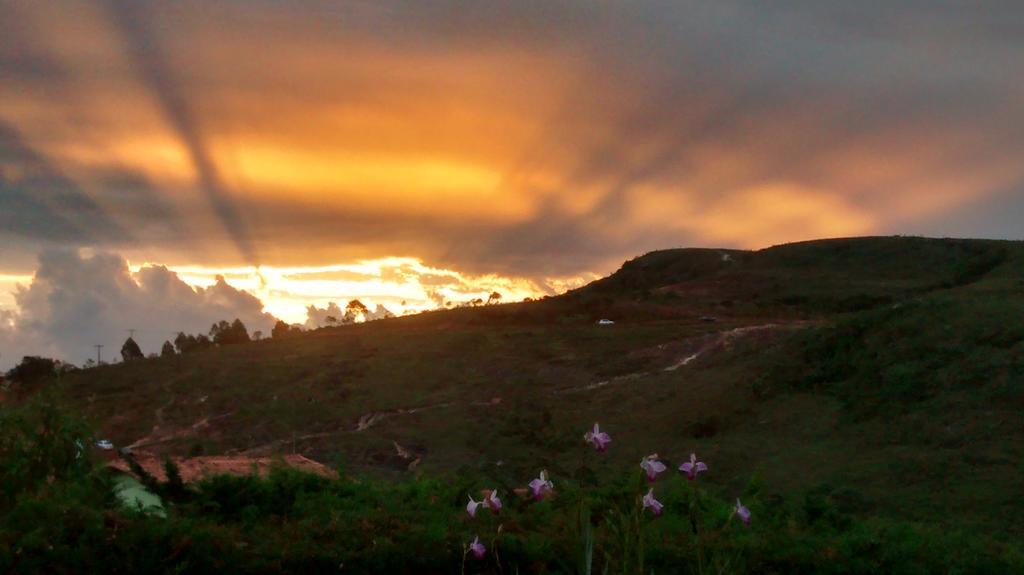 Pousada Vila Do Campo Lavras Novas Esterno foto