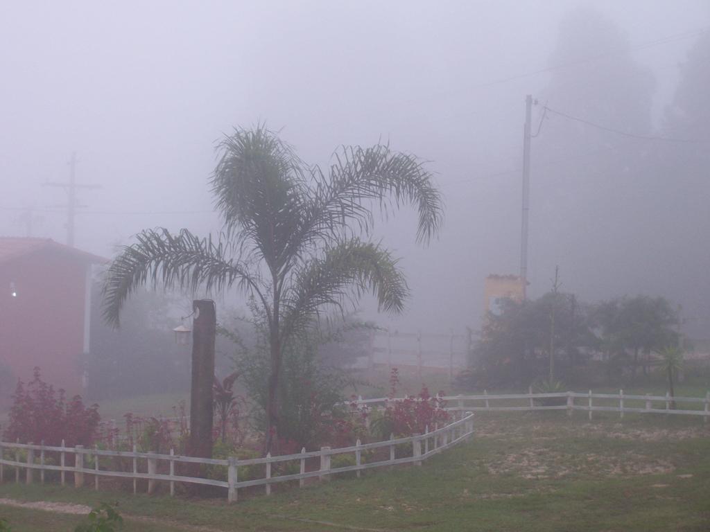 Pousada Vila Do Campo Lavras Novas Esterno foto
